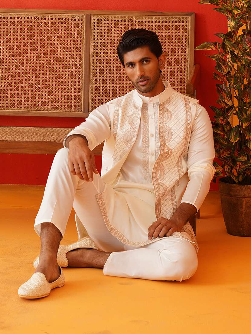 men solid with work mandarin neck kurta pyjama with jacket set - 22226469 -  Standard Image - 3