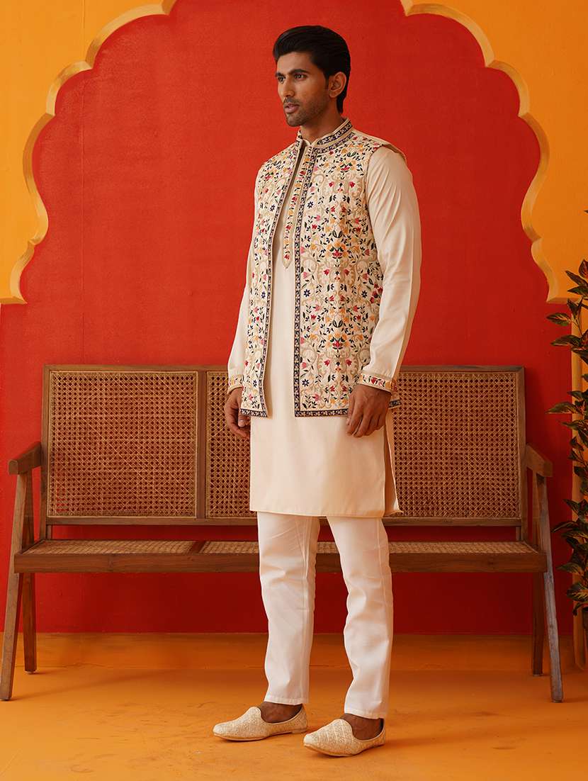 men solid with work mandarin neck kurta pyjama with jacket set