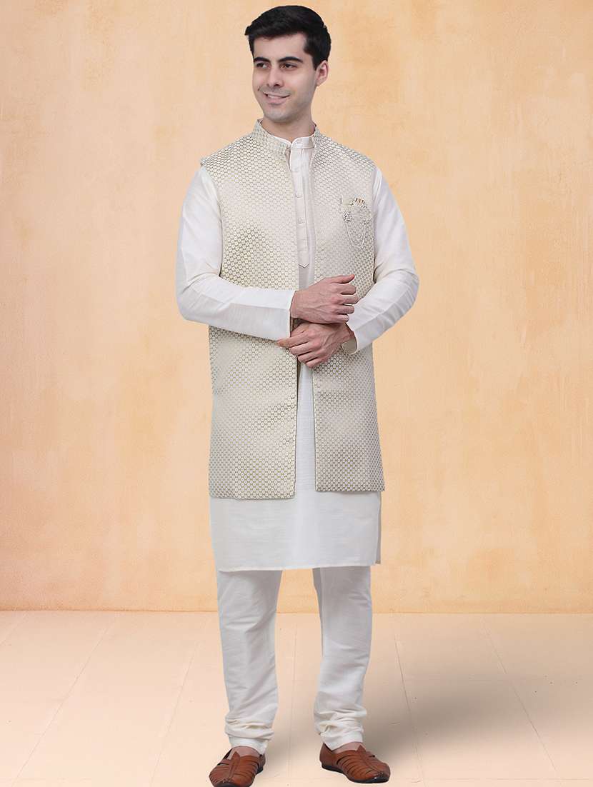 men self design mandarin neck kurta pyjama with jacket set - 22226472 -  Standard Image - 3