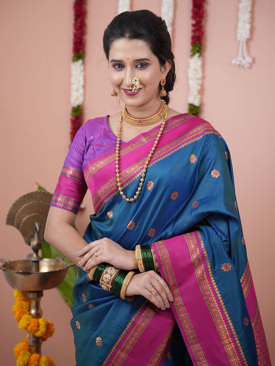 women self design nauvari saree with blouse - 22226495 -  Standard Image - 3