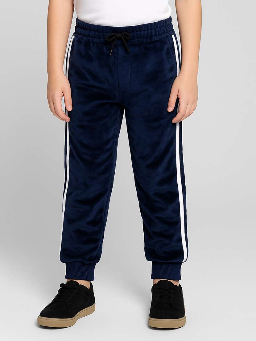 boys solid mid rise jogger