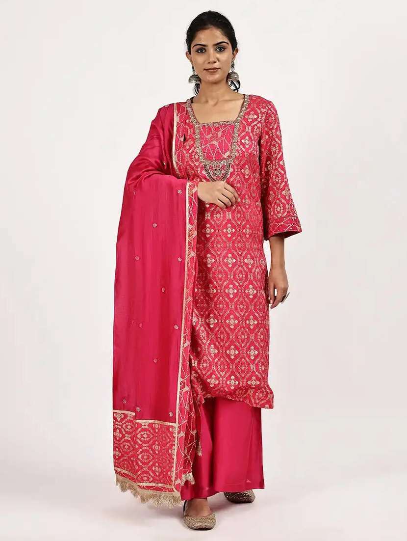 women self design three quarter sleeve kurta palazzo with dupatta set