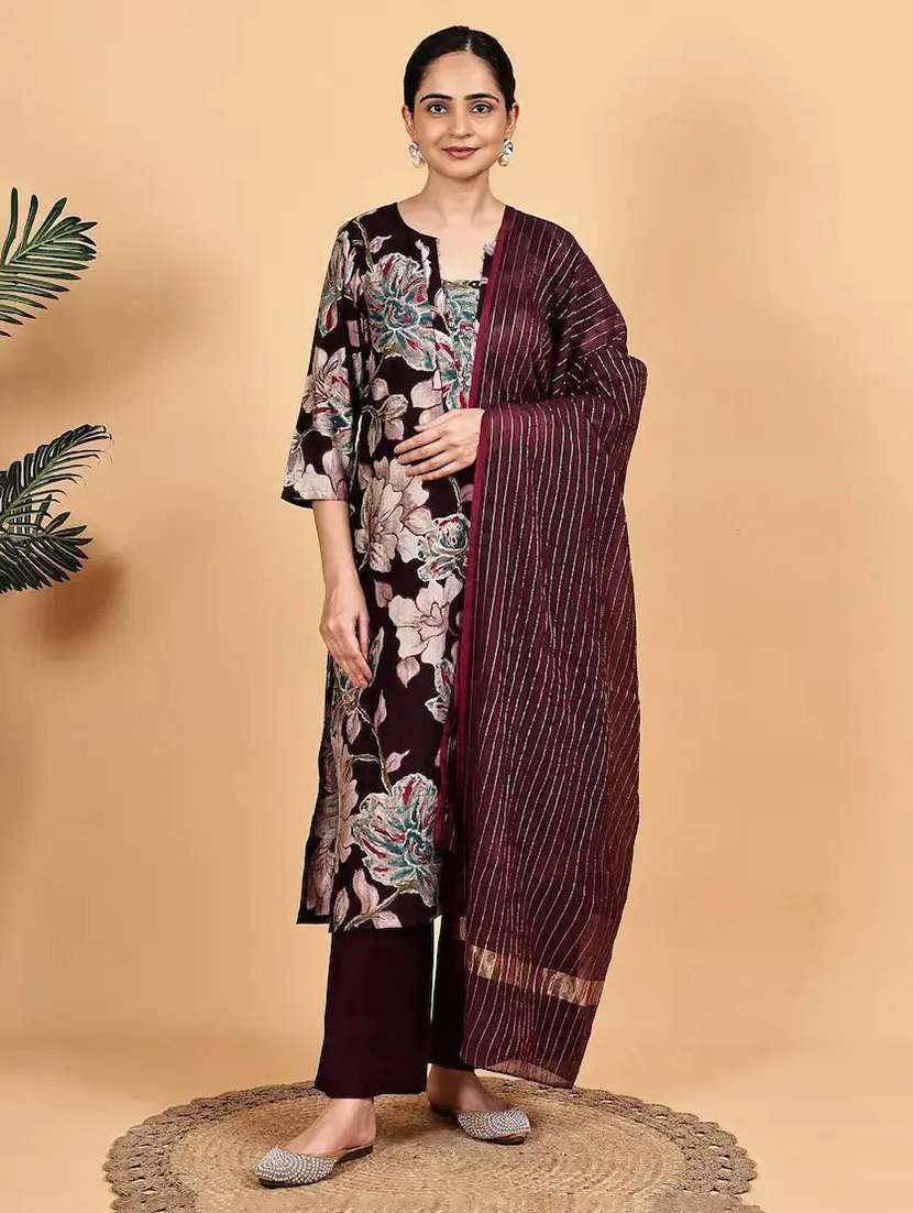 women floral three quarter sleeve kurta pant with dupatta set