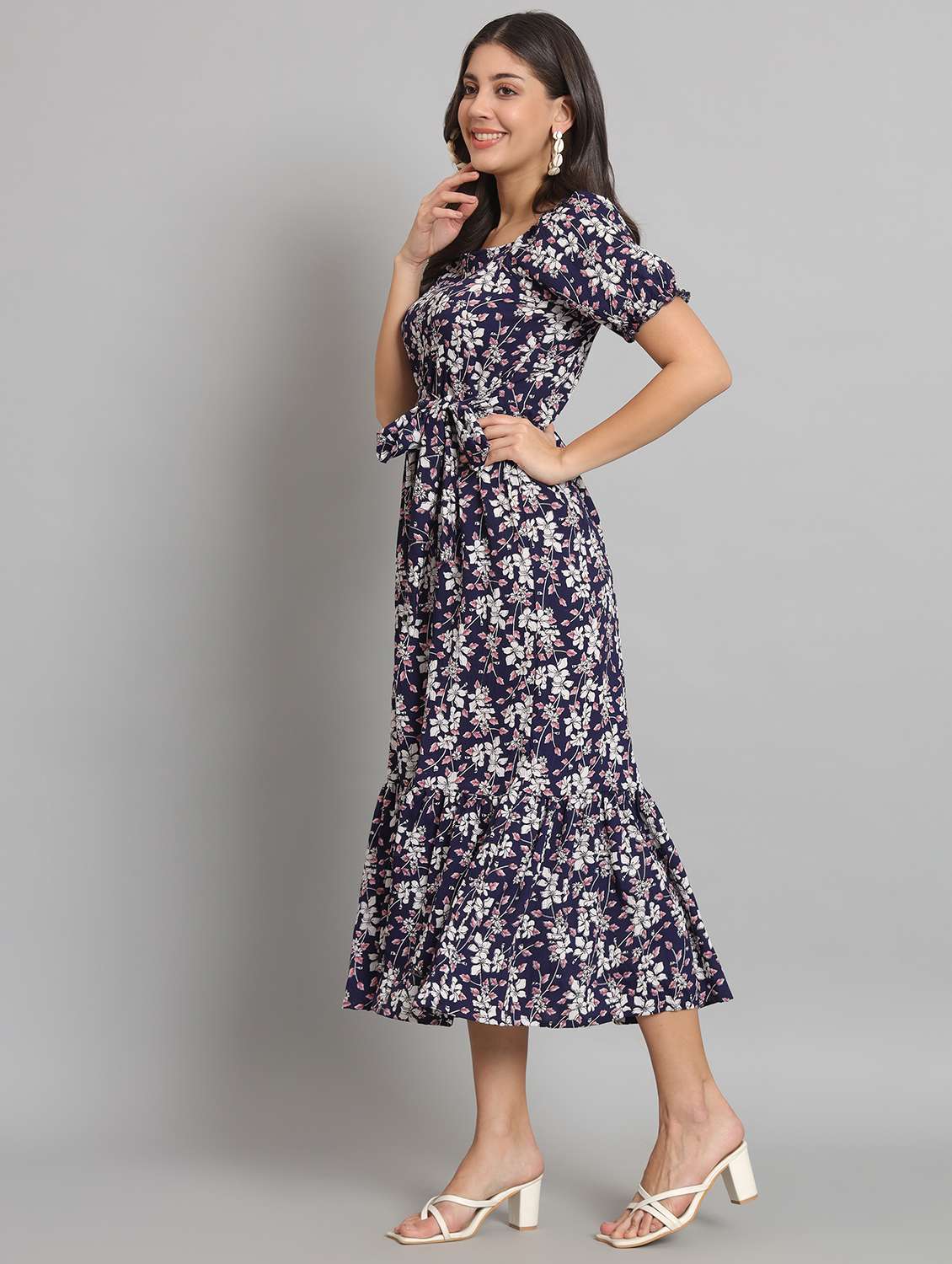 women floral print puff sleeve tiered dress - 22226851 -  Standard Image - 3
