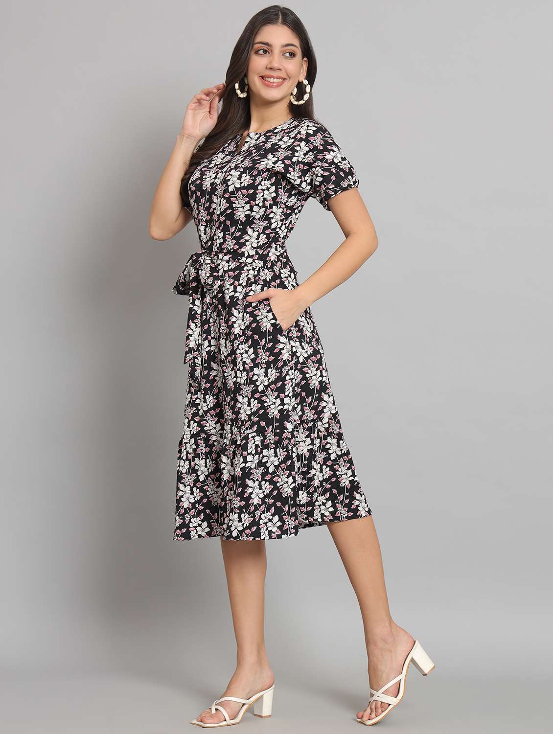 women printed short sleeve tiered dress - 22226857 -  Standard Image - 5