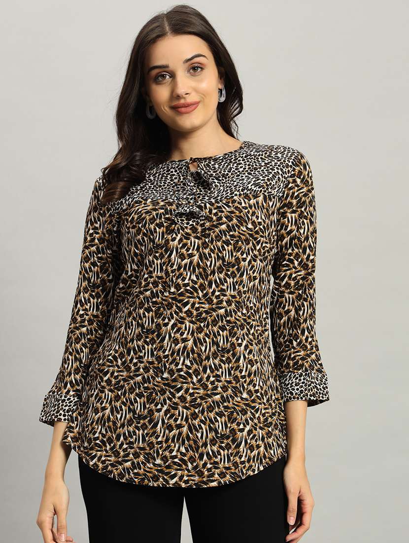 women animal print three quarter sleeve a-line top