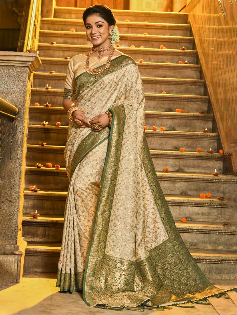 women self design banarasi saree with blouse
