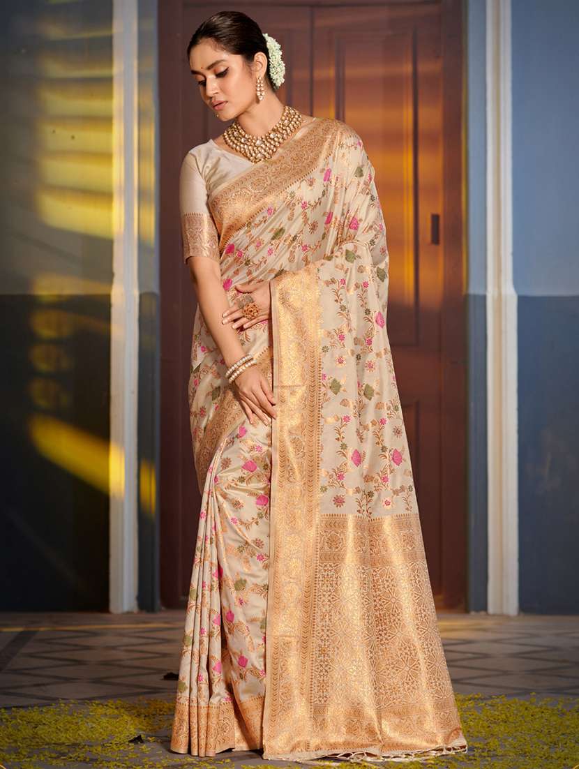 women self design banarasi saree with blouse