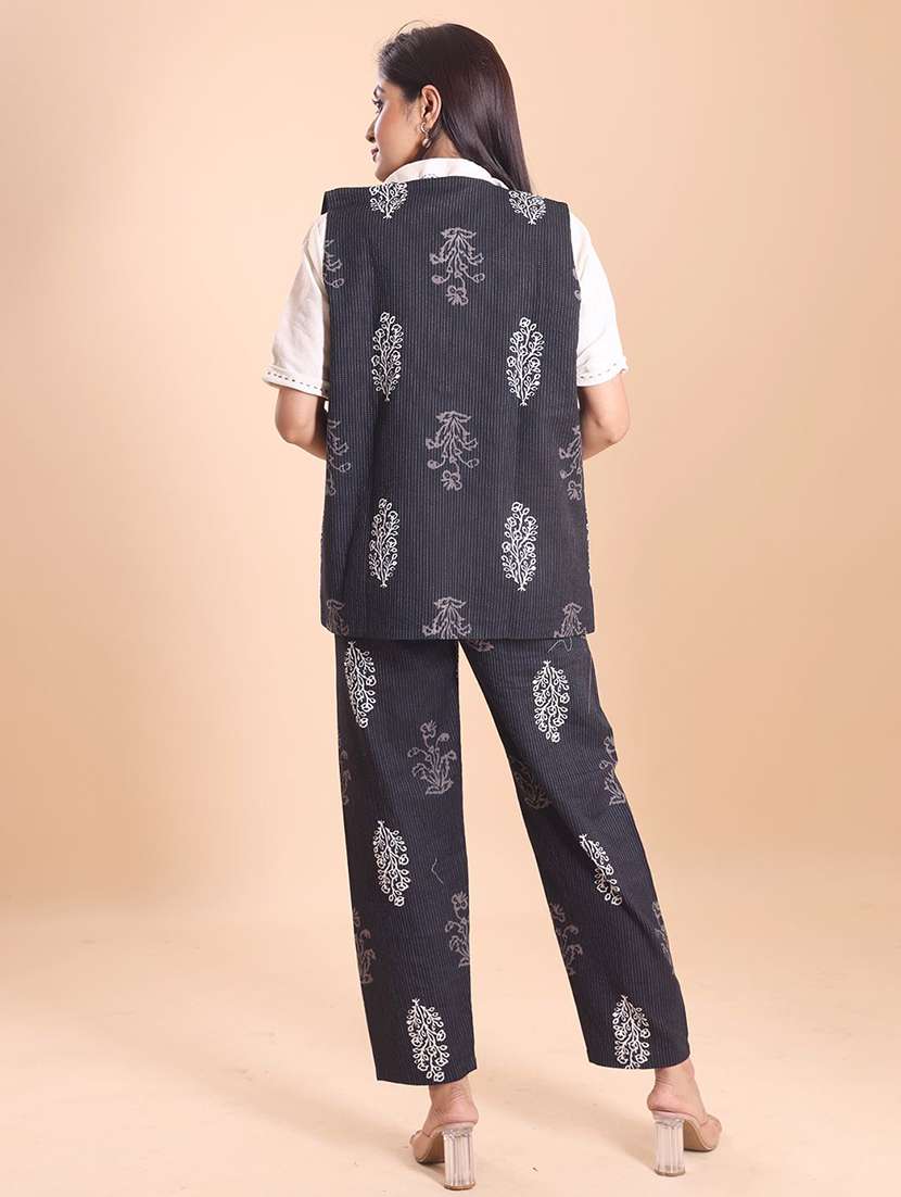 women printed top and trouser co-ord set - 22227123 -  Standard Image - 3