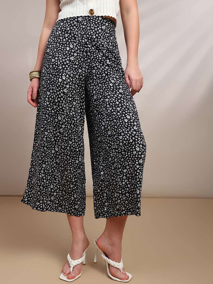 women printed high rise flared palazzo