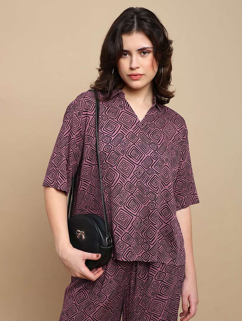 women printed short sleeve relaxed fit top - 22227478 -  Zoom Image - 0