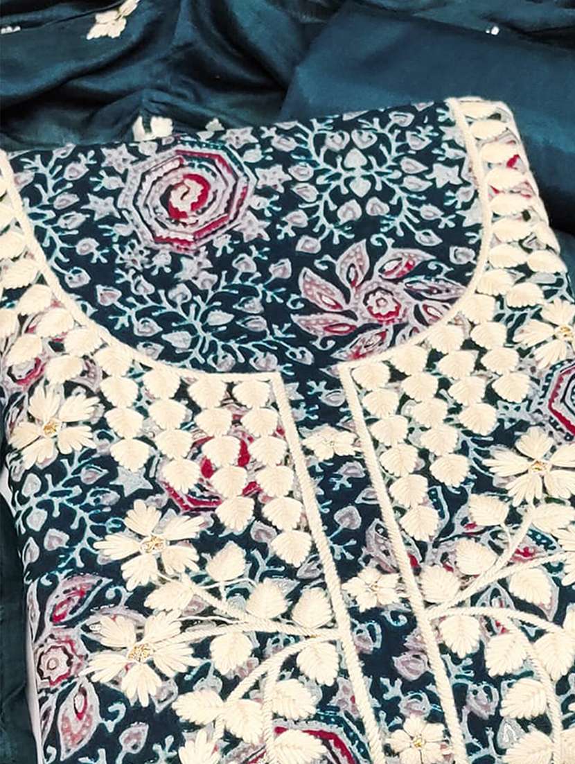 Women Printed Embroidered Unstitched Suit Set - 22227560 -  Standard Image - 3