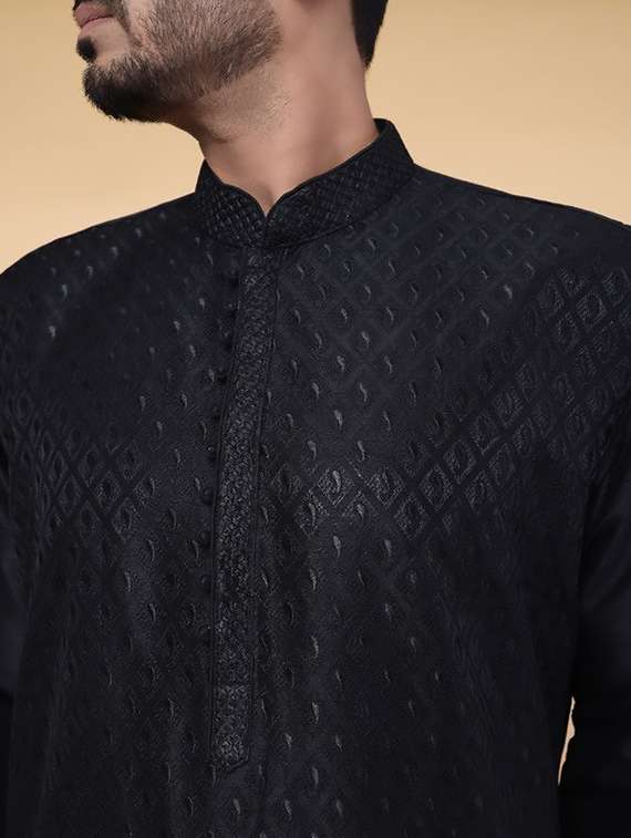 men self design mandarin neck long kurta - 22227736 -  Standard Image - 3