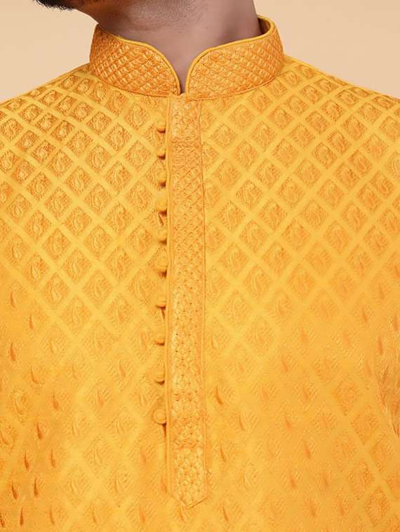 men self design mandarin neck long kurta - 22227739 -  Standard Image - 3