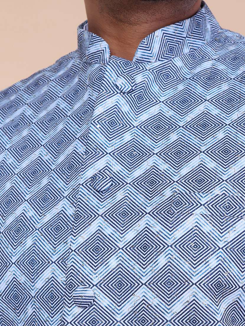 men solid mandarin neck kurta pyjama with jacket ethnic wear set - 22227990 -  Standard Image - 5