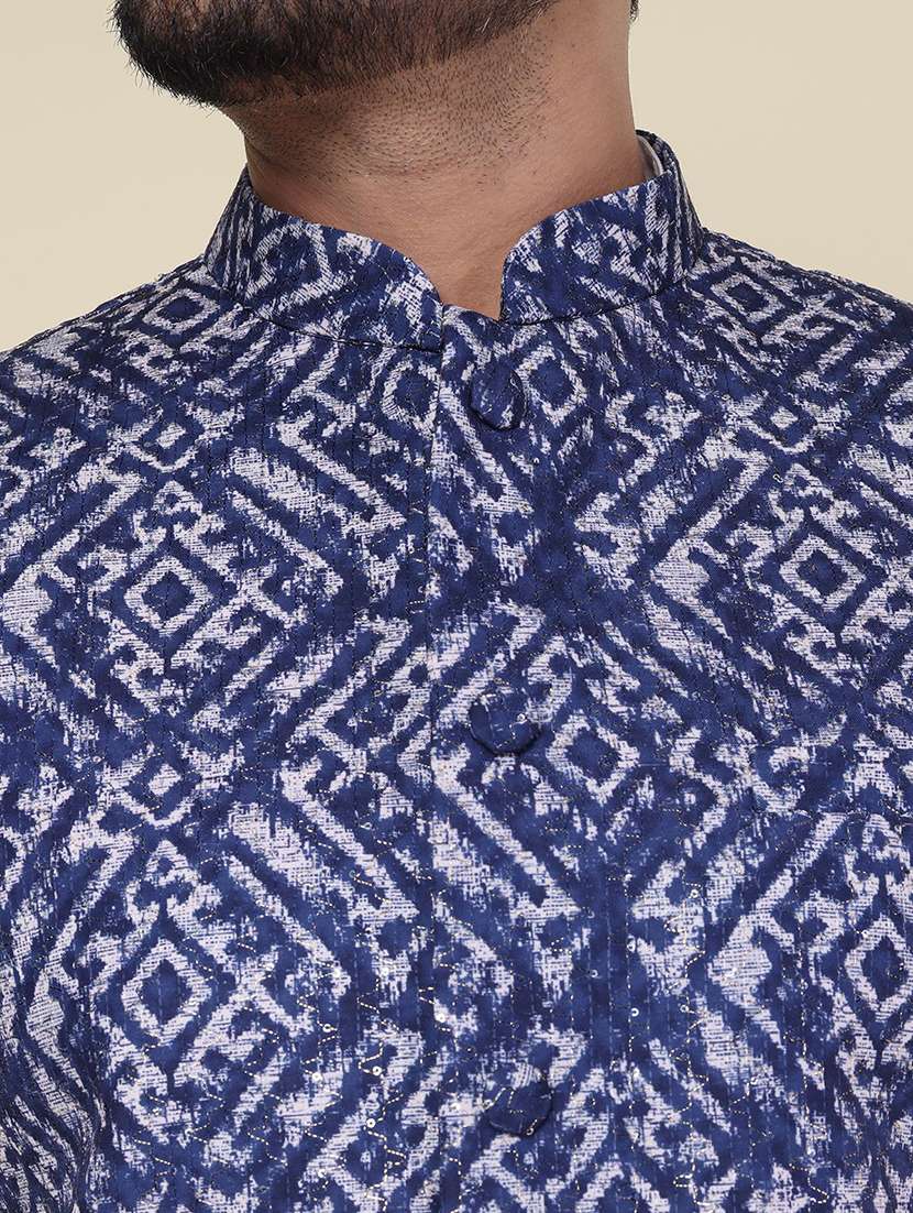 men solid mandarin neck kurta pyjama with jacket ethnic wear set - 22228077 -  Standard Image - 5