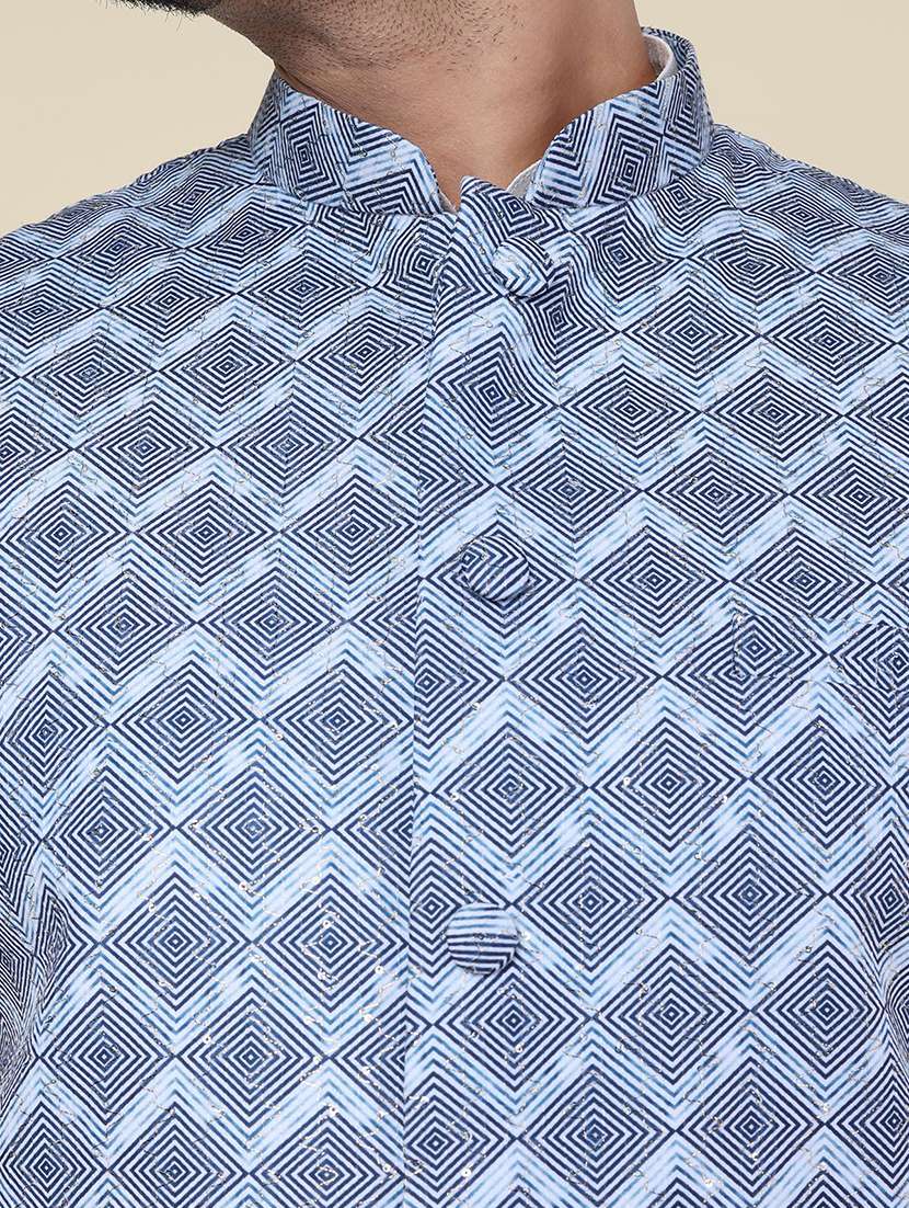 men solid mandarin neck kurta pyjama with jacket ethnic wear set - 22228081 -  Standard Image - 5