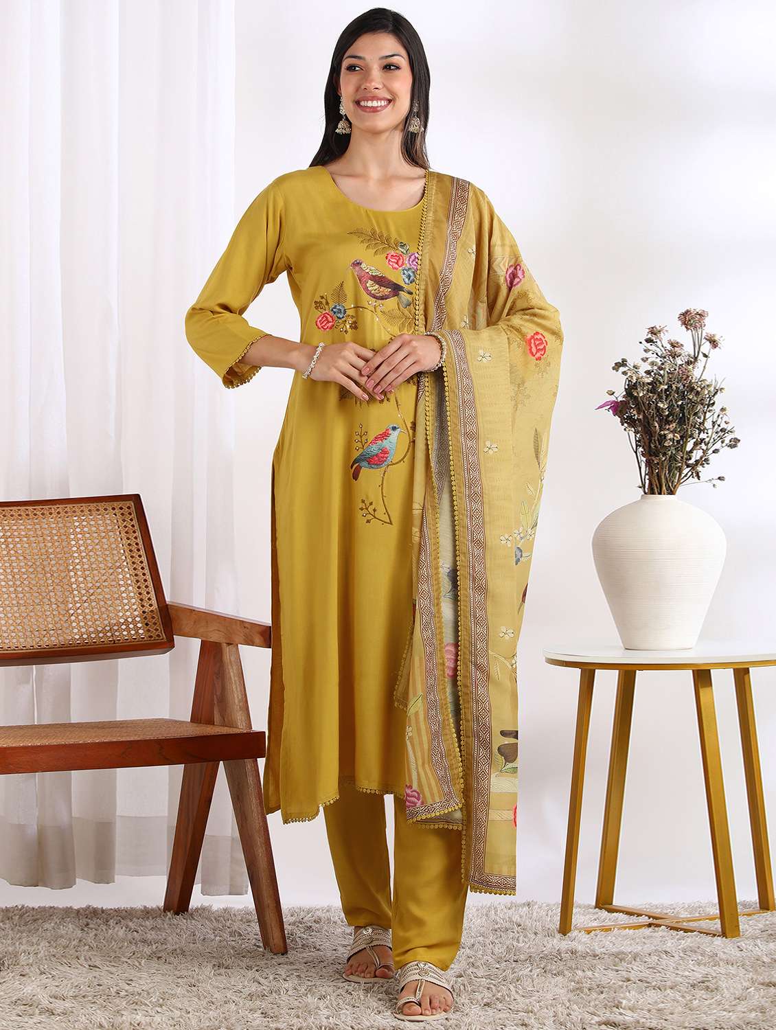 women printed kurta pant with dupatta set