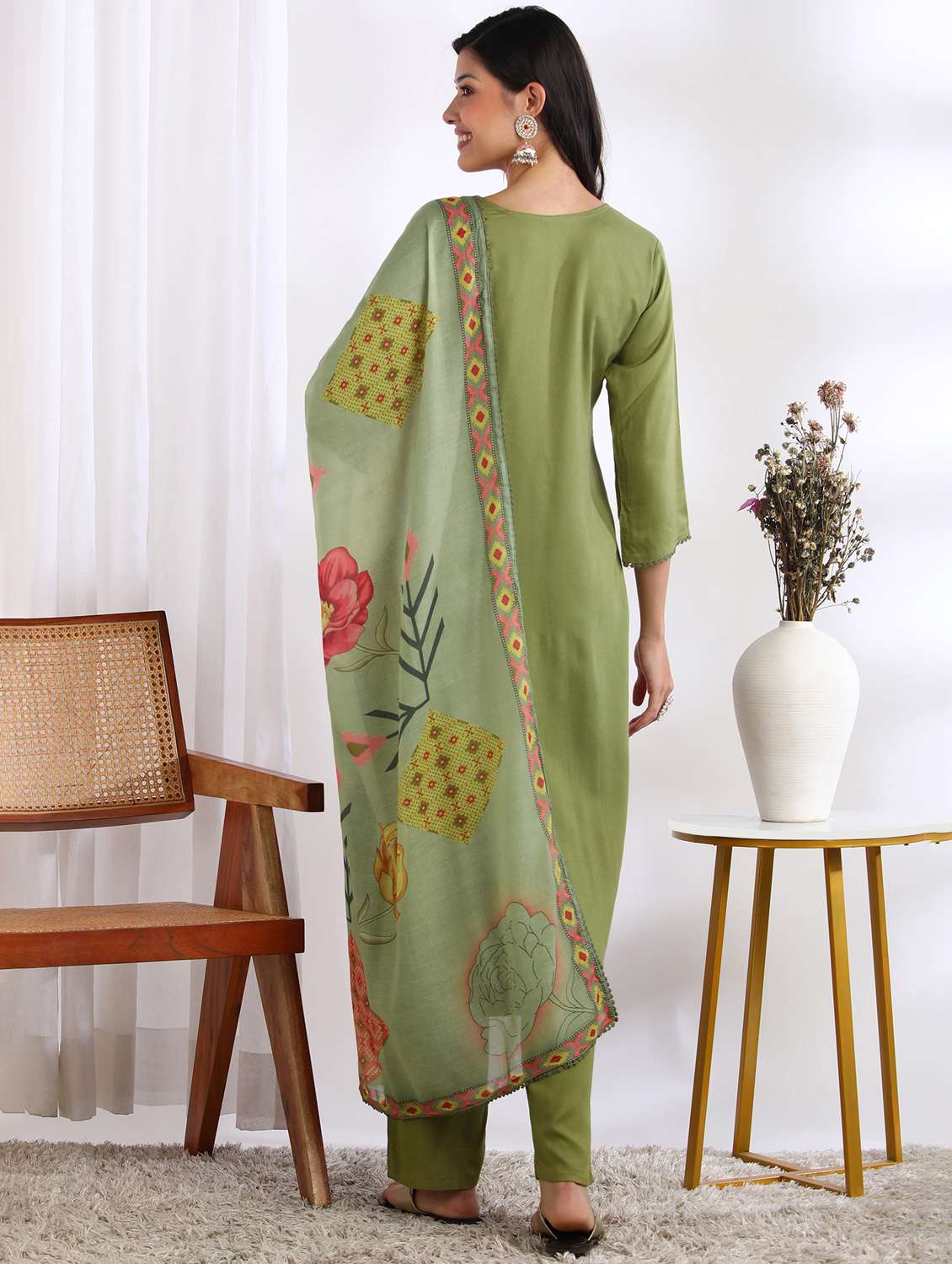 women printed kurta pant with dupatta set - 22228274 -  Standard Image - 3