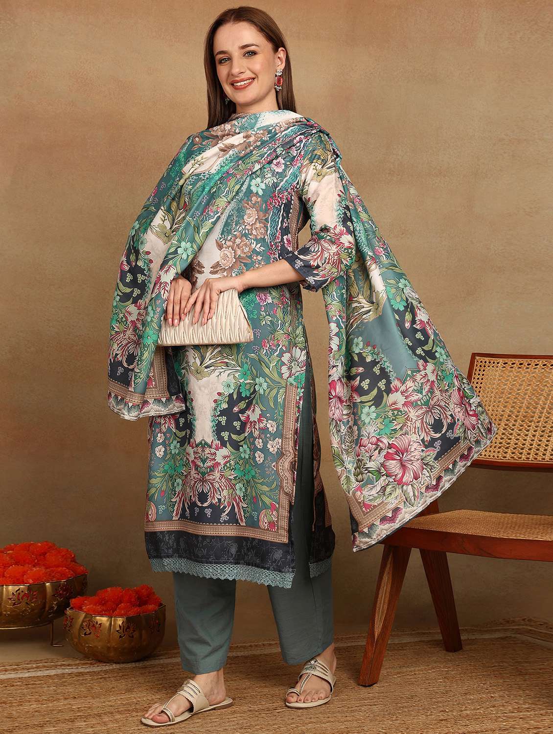 women printed kurta pant with dupatta set