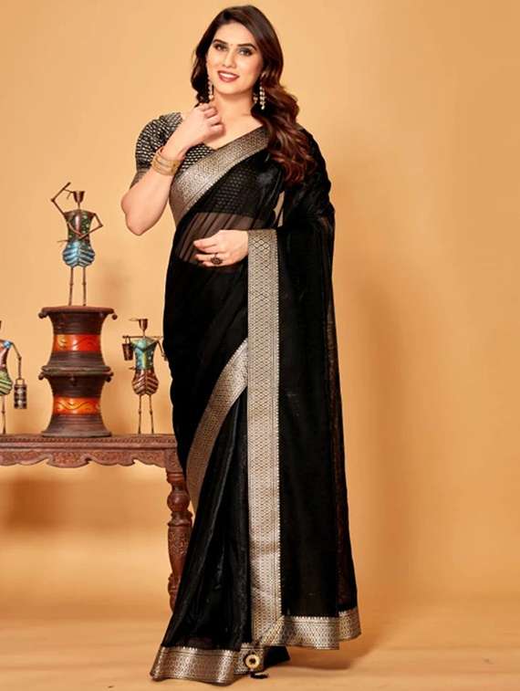 women solid with bordered saree with blouse