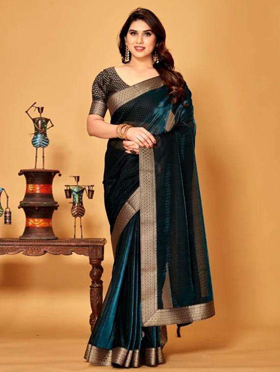 women solid with bordered saree with blouse