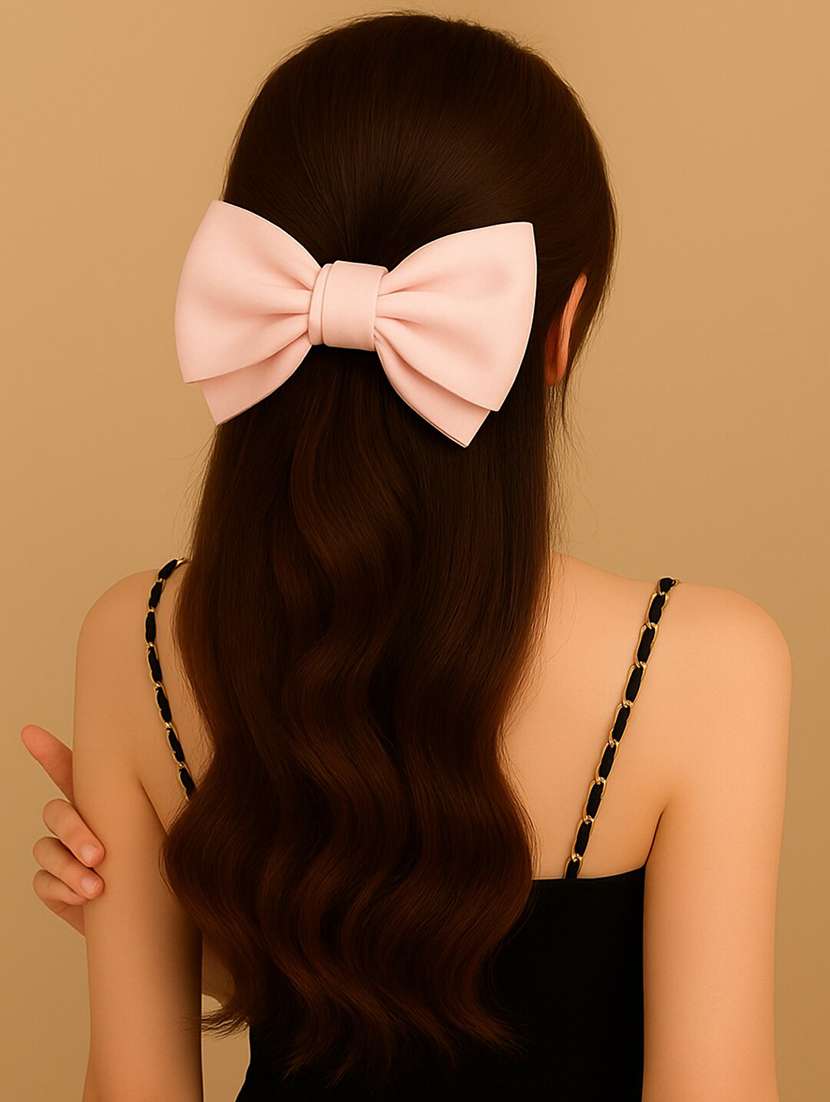 women bow embellished clutcher - 22228778 -  Zoom Image - 0