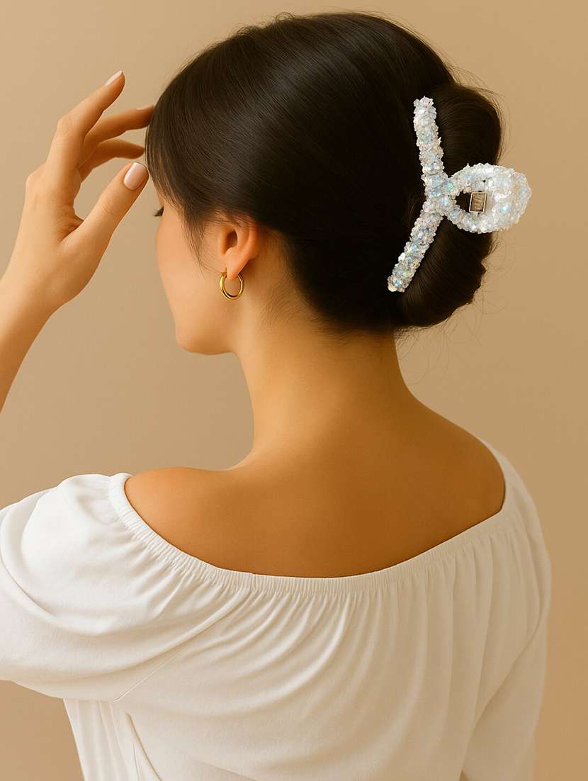 women glitter star acrylic clutcher