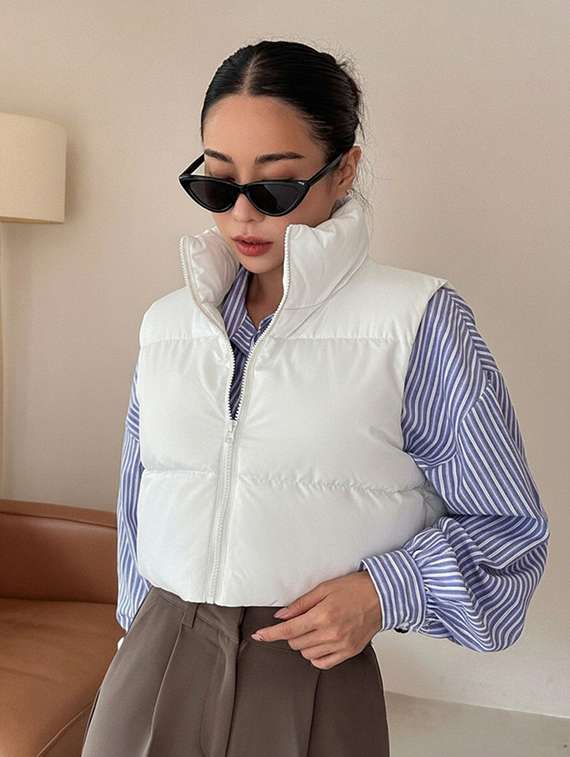 women solid sleeveless puffer jacket - 22228933 -  Standard Image - 5