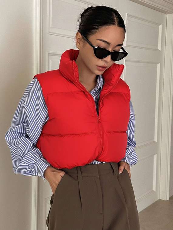 women solid sleeveless puffer jacket - 22228935 -  Standard Image - 3