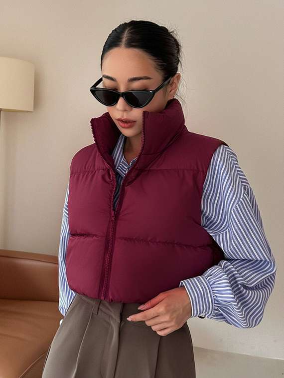 women solid sleeveless puffer jacket - 22228939 -  Standard Image - 3