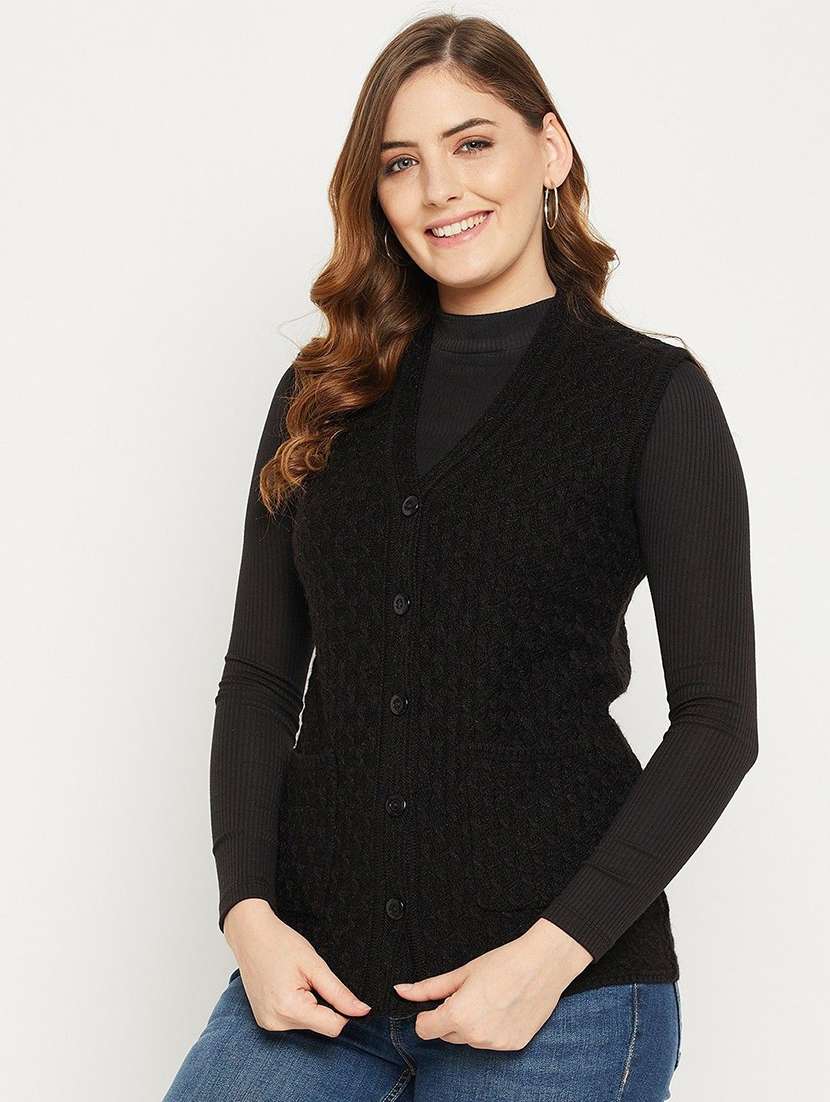 women self designe sleeveless cardigan