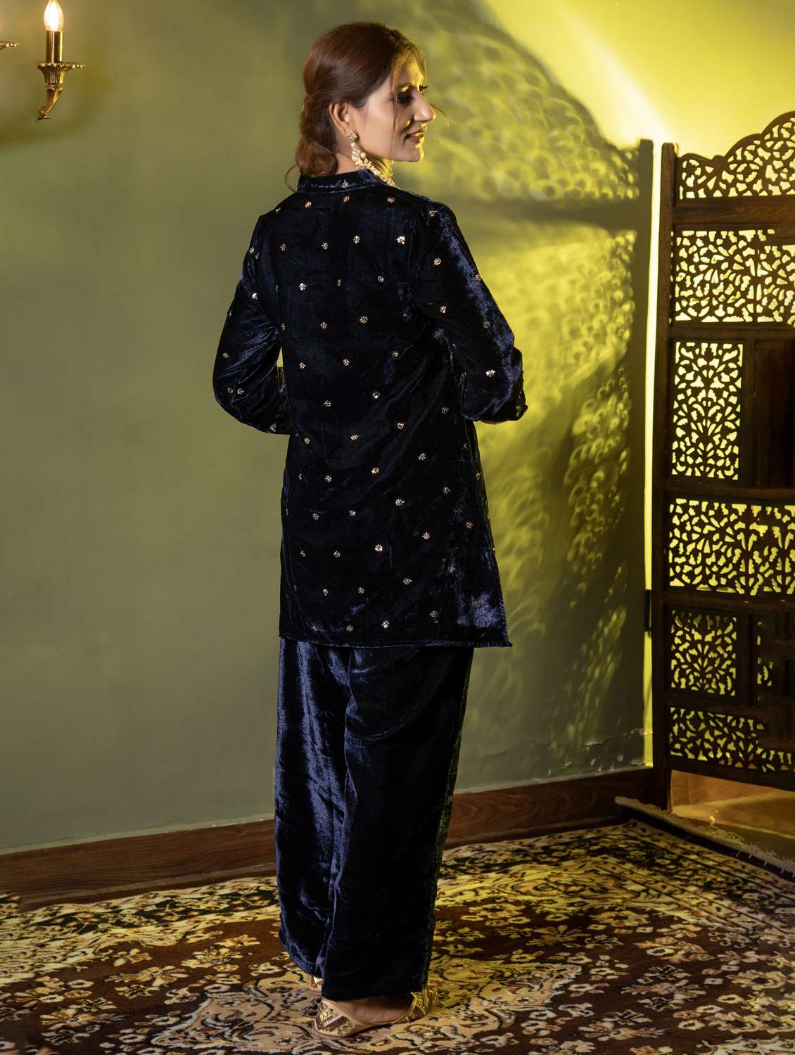 women solid with work long sleeve kurta palazzo set  - 22229794 -  Standard Image - 3