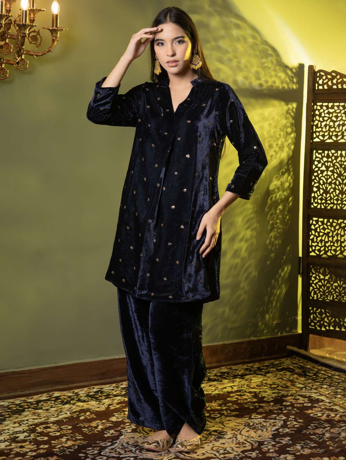 women solid with work three quarter sleeve kurta palazzo set  - 22229797 -  Standard Image - 3