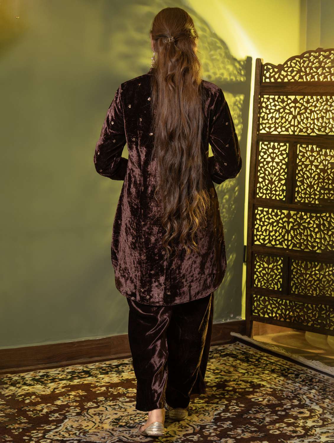 women solid with work three quarter sleeve kurta palazzo set  - 22229799 -  Standard Image - 3