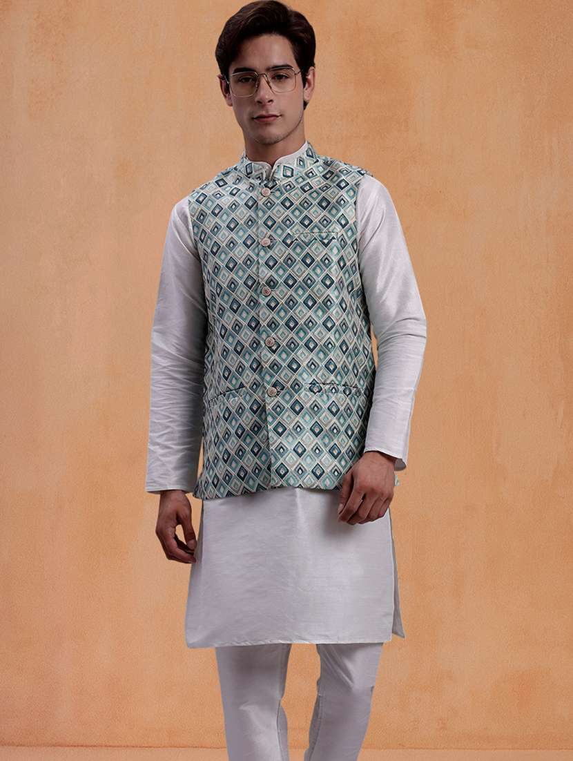 men solid mandarin neck kurta pyjama with jacket ethnic wear set - 22229838 -  Standard Image - 3
