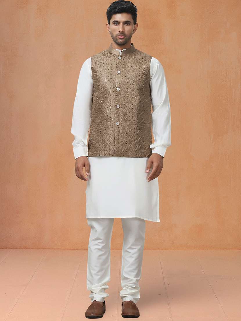 men solid mandarin neck kurta pyjama with jacket ethnic wear set