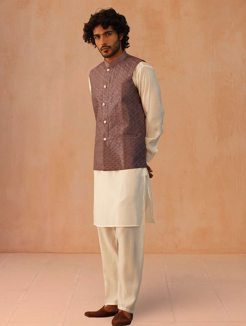 men solid mandarin neck kurta pyjama with jacket ethnic wear set