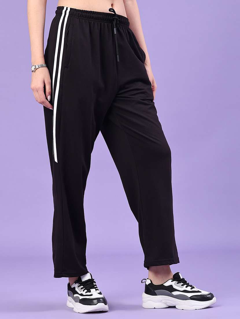 women solid mid rise track pant