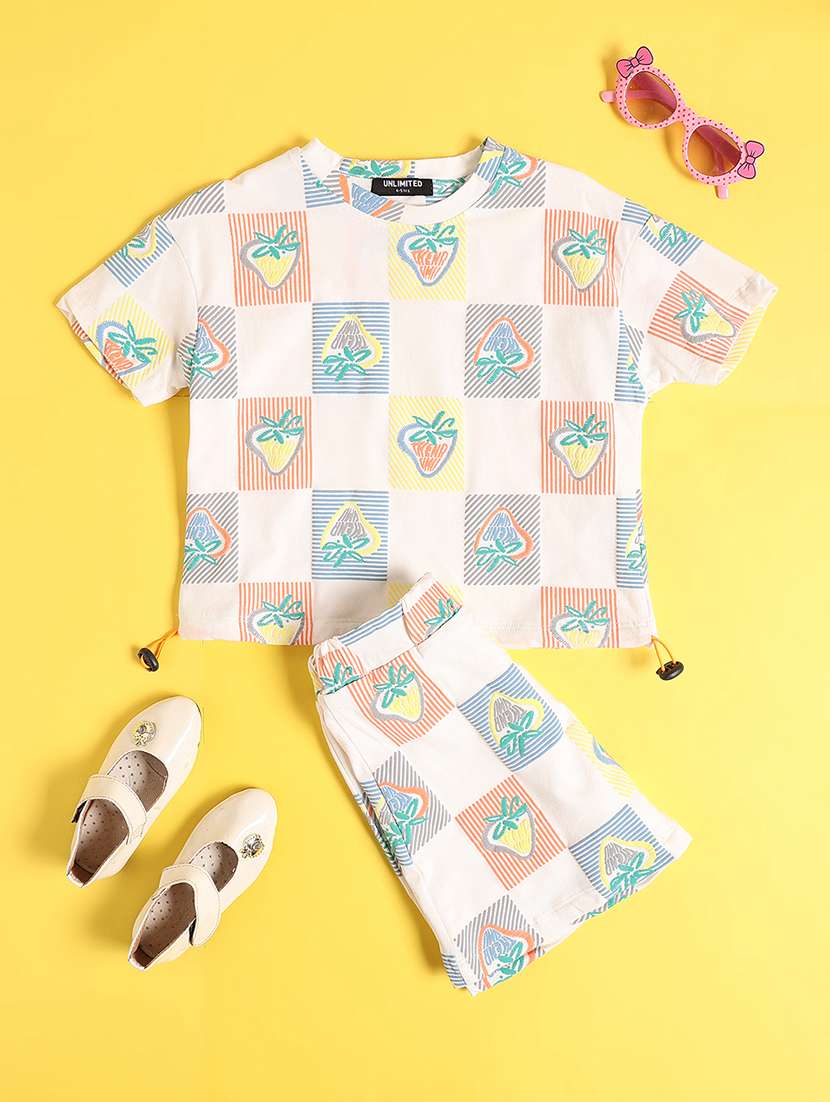 girls printed short sleeve t-shirt & shorts set - 22230435 -  Standard Image - 3