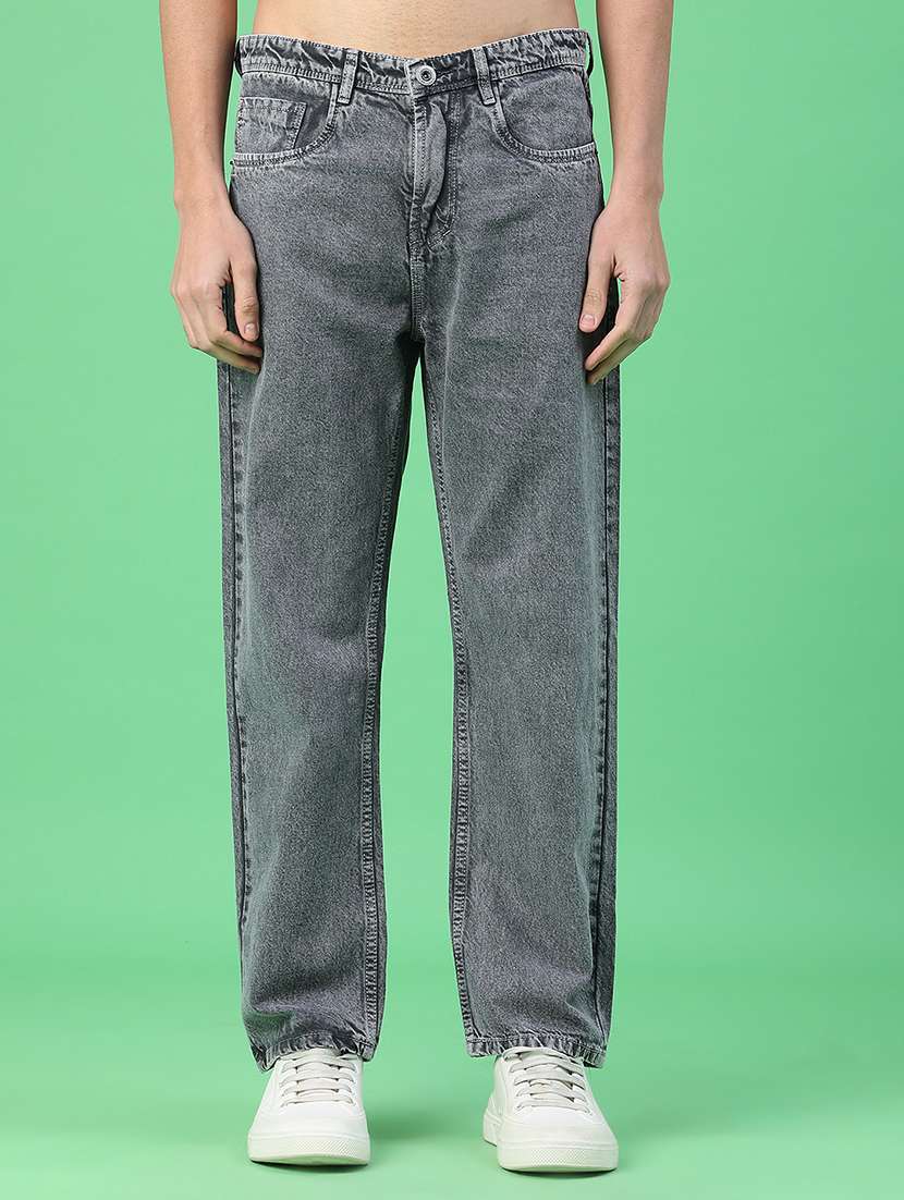 men solid mid rise straight fit jeans