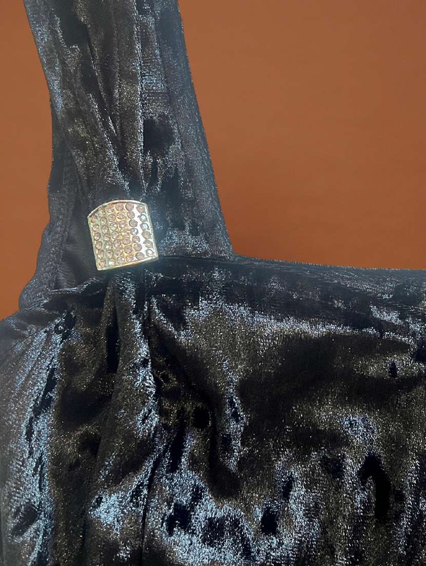 women solid sleeveless top - 22231091 -  Standard Image - 5