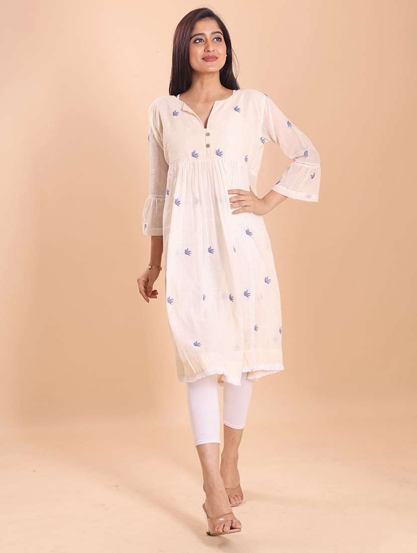 women self design three quarter sleeve a-line kurta