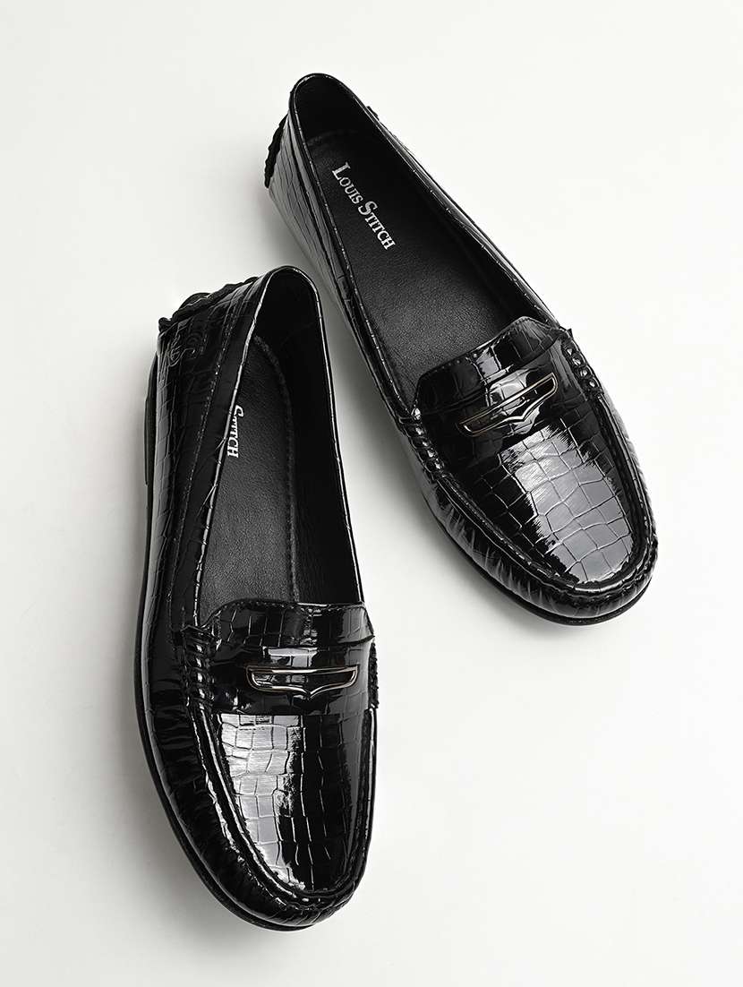 women textured slip on horsebit loafer
