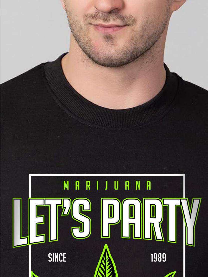 men front print long sleeve regular fit sweatshirt - 22231618 -  Standard Image - 3