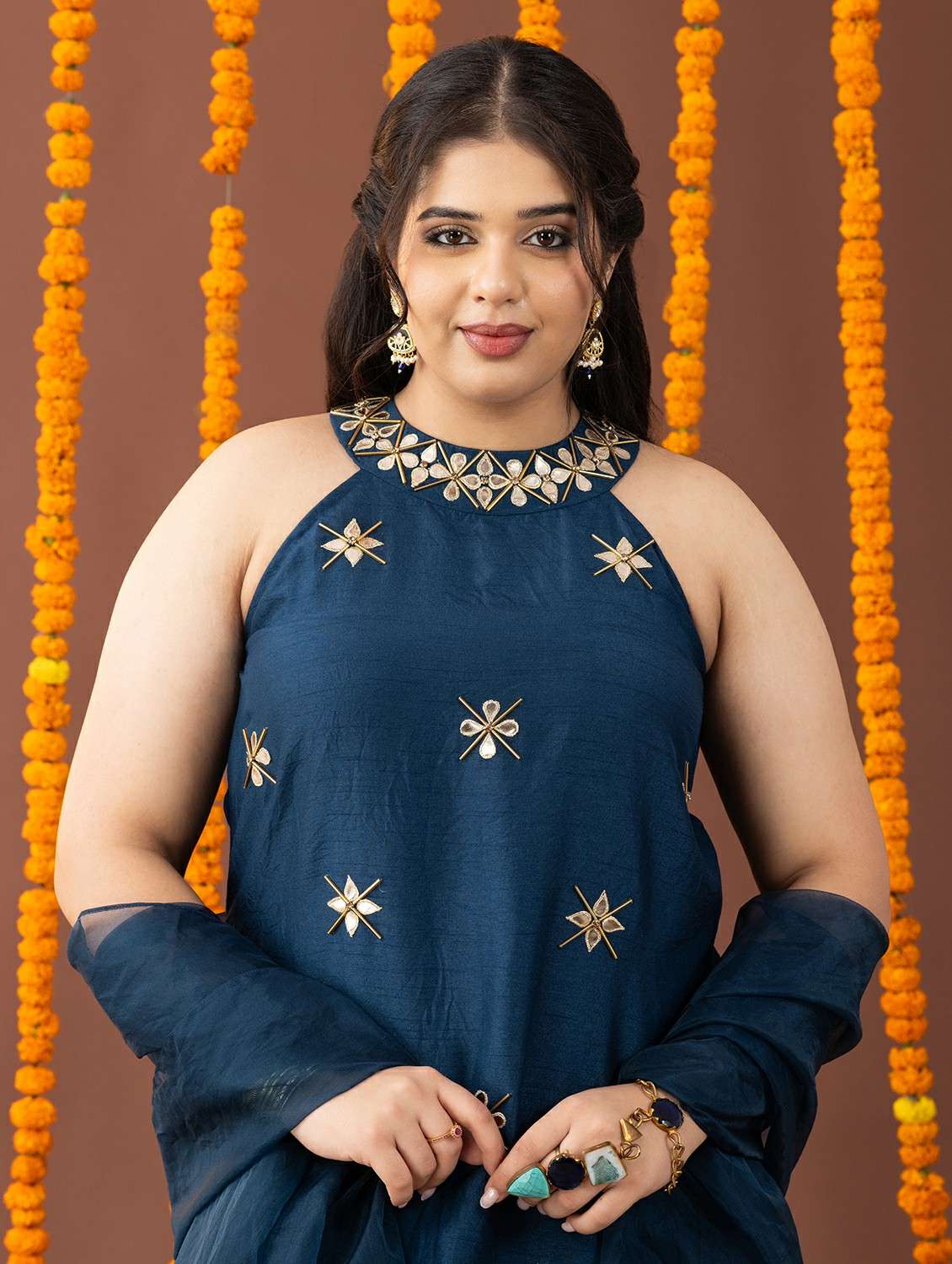 women plus size sleeveless kurta salwar with dupatta set - 22231741 -  Standard Image - 5