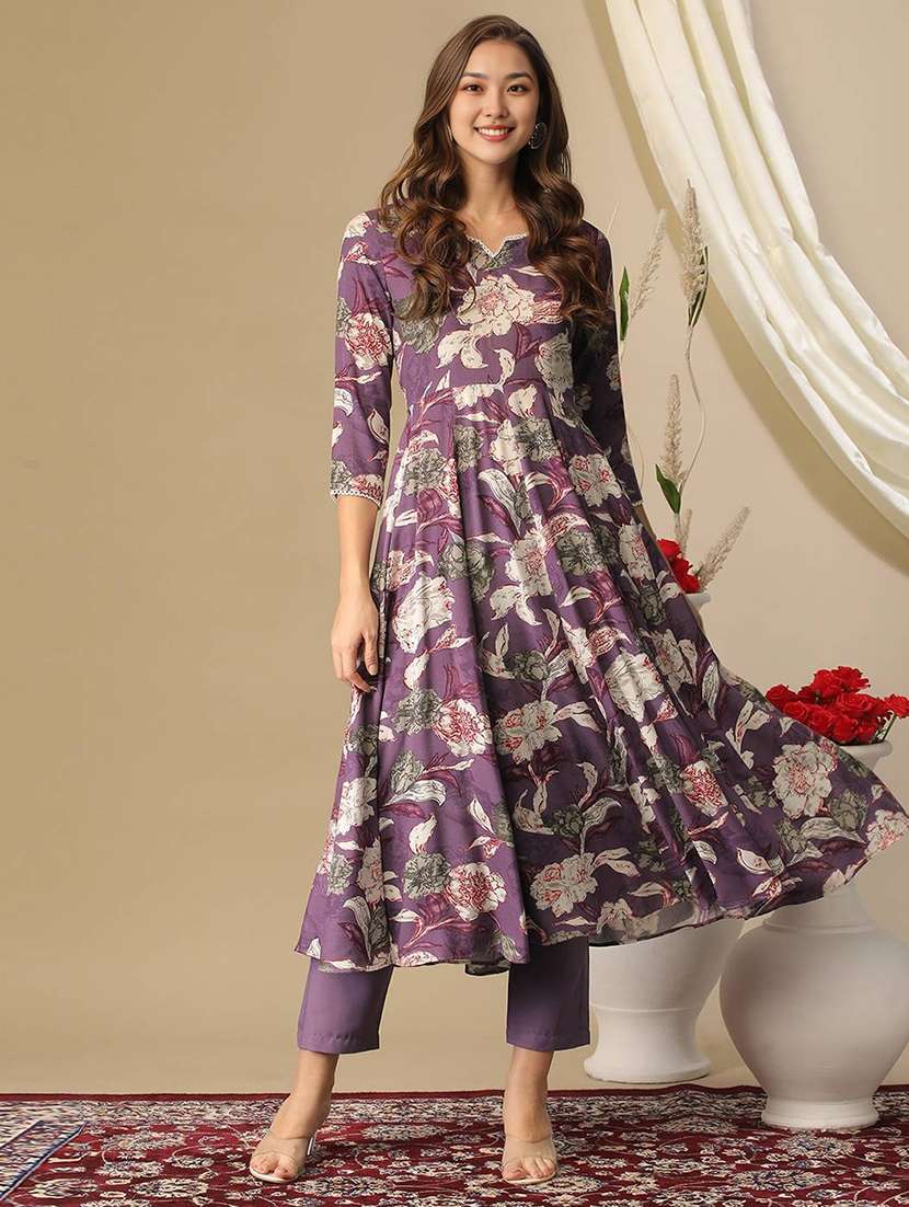 women floral three quarter sleeve kurta pant with dupatta set