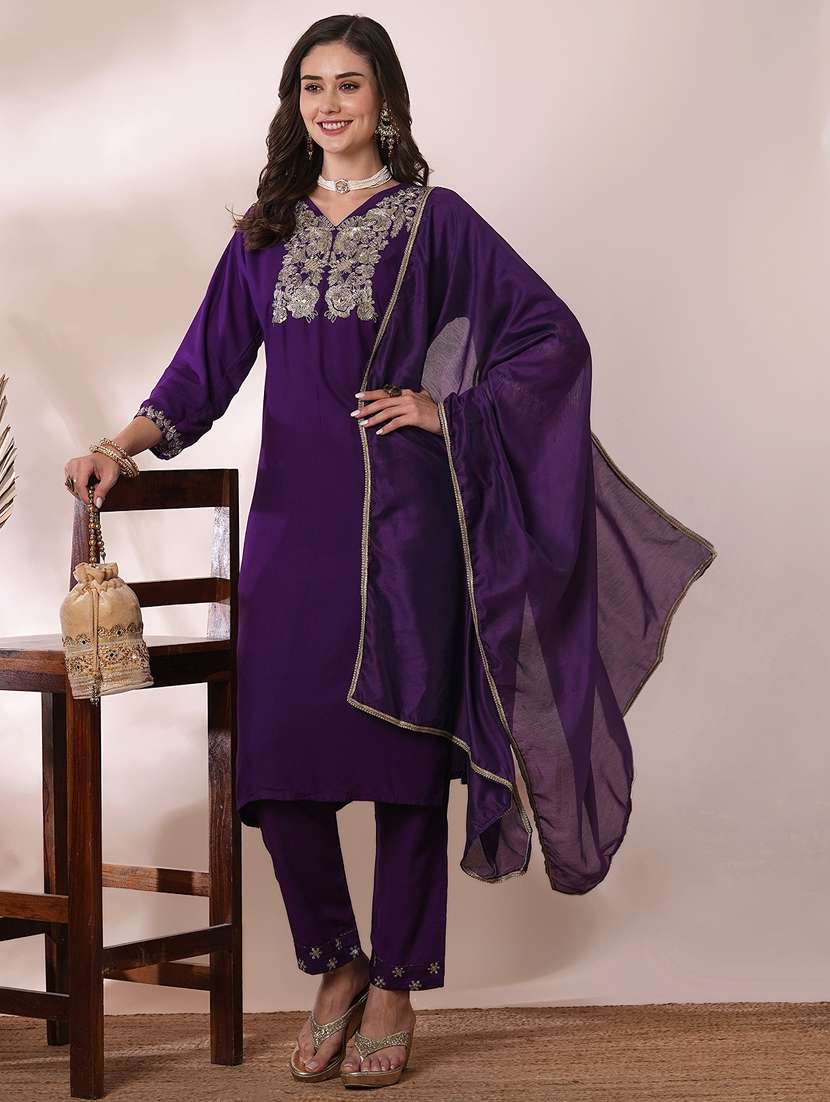 women solid with work three quarter sleeve kurta pant with dupatta set