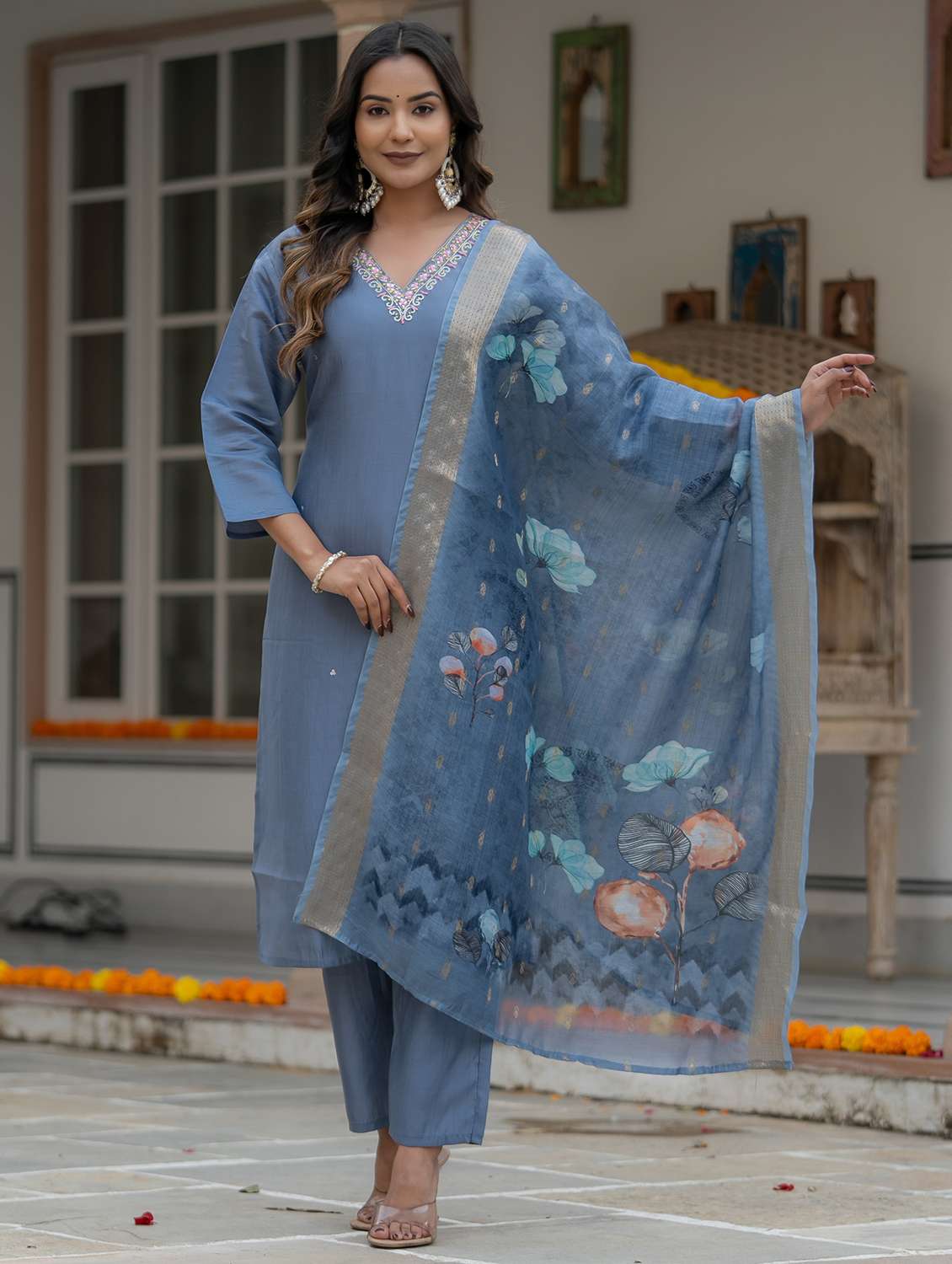 women solid three quarter sleeve kurta pant with dupatta set