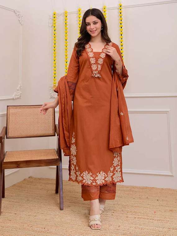 women solid with work three quarter sleeve kurta pant with dupatta set